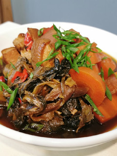 辣滷梅干扣肉 |改良版不膩才是王道,下飯是必須 的食譜成品照片