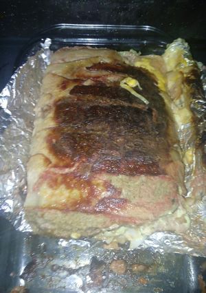 Una foto de Rollo de carne de res relleno de varios ingrediente a la Mario, s