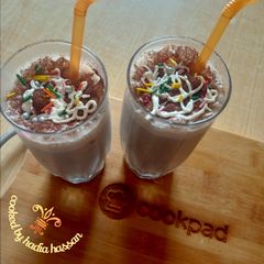 Banana 🍌 Milo shake A picture of Banana 🍌 Milo shake.