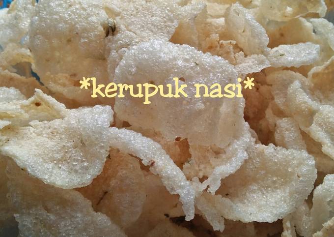 *kerupuk nasi*