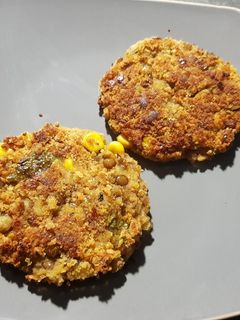 Una foto de Hamburguesas de lentejas y choclo