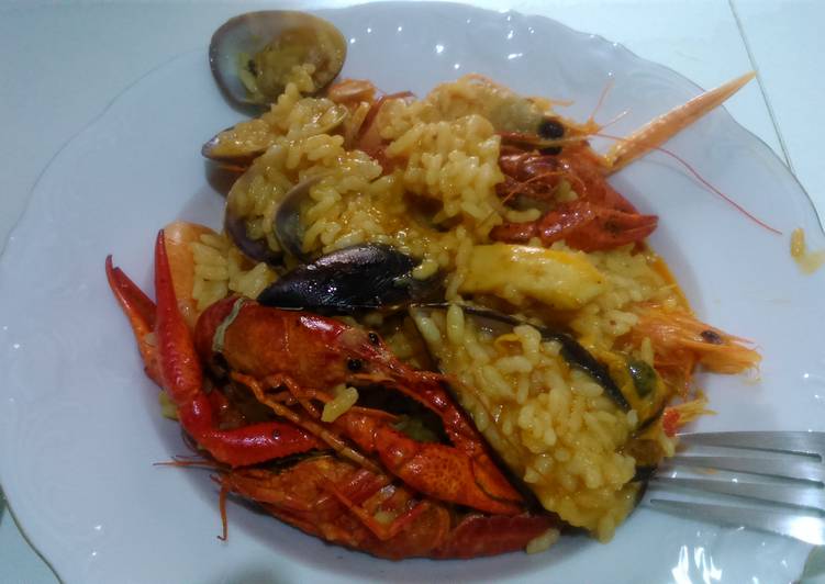 Paella de marisco (Olla GM E)