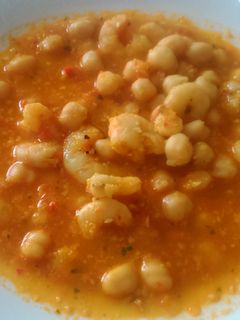 Una foto de Garbanzos con gambas (Olla GM E)