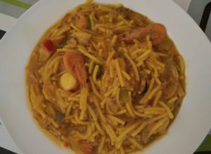Una foto de Fideos guisados