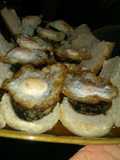 Mini-Hamburguesas de Morcilla Coronadas