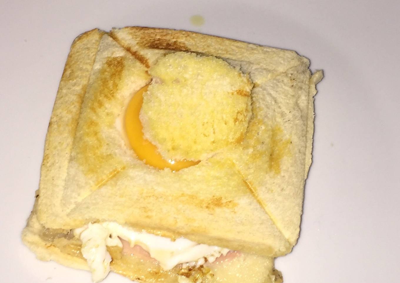 Tostada con huevo frito