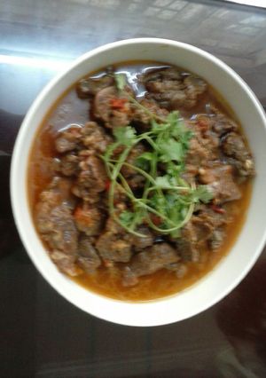 Hình của món THỊT BÒ SỐT VANG.