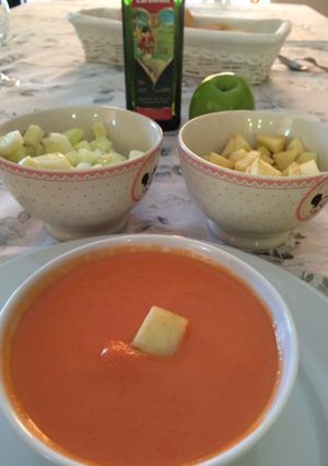 Una foto de Gazpacho. Receta española