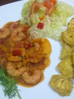 Una foto de Camarones a la criolla