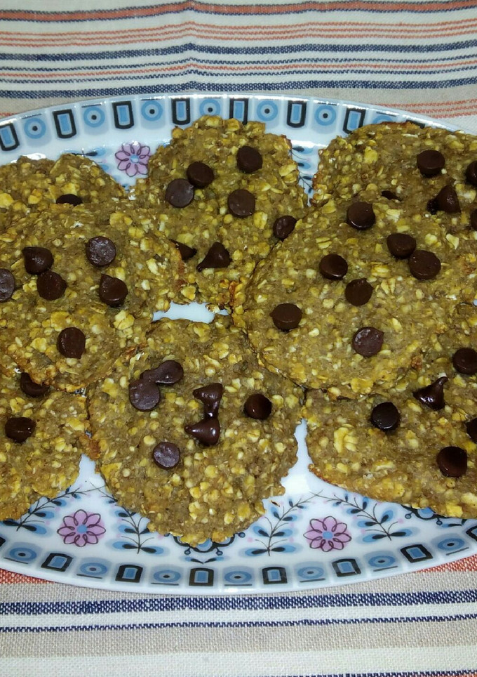 Una foto de Galletas de avena con quinoa y chocolate.