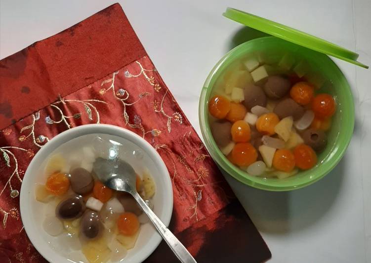 Es Cocktail Puding Telur Puyuh
