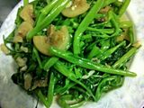 Rau muống xào tỏi