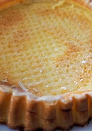 Une photo de Biscuit génoise (photo: sur moule de tarte inversée) au cook expert