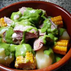 Una foto de Papas con costillas canarias!!