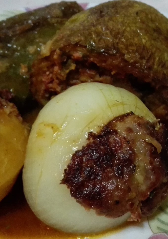 Una foto de Papas y verduras rellenas al estilo canario