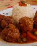 Albondigas con arroz tailandés