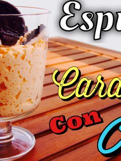 Una foto de Espuma de caramelo con galleta oreo
