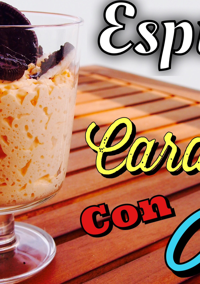 Una foto de Espuma de caramelo con galleta oreo
