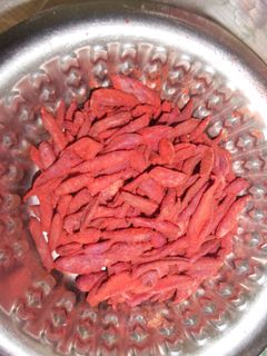 Foto resep Kerupuk ubi ungu krenyess dgn bumbu pedas