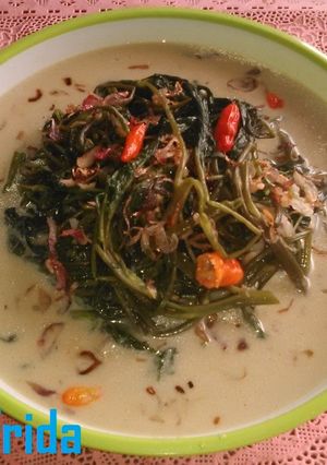 Foto resep Kangkung Kuah Santan Lezat