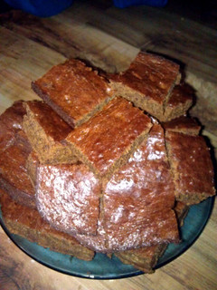 A picture of The best banana bread ever.