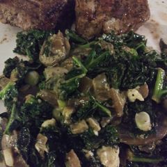 A picture of Feta Creamed Kale with Mushrooms.