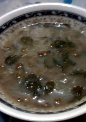 A picture of Monggo with Malunggay Leaves.