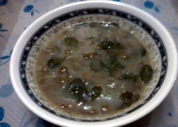 How to Make Appetizing Monggo with Malunggay Leaves