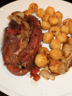 Una foto de Vacio relleno con papas noissetes