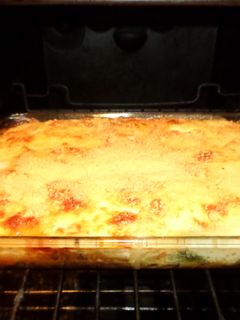 Una foto de PASTEL DE ACELGA Y SALSA BLANCA