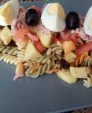 Ensalada de pasta de colores