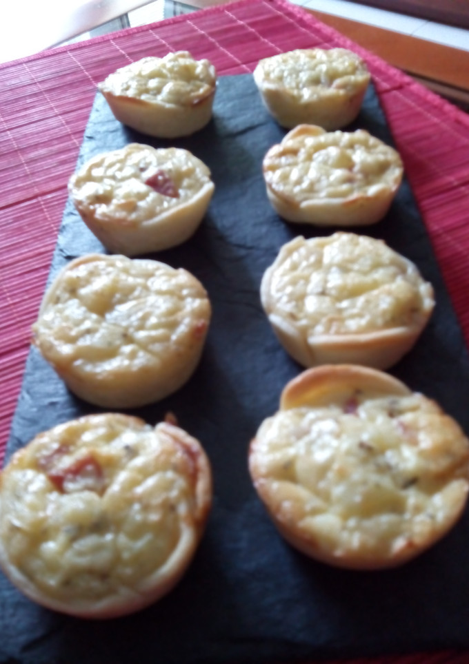 Una foto de Mini quiches de patata y bacon 