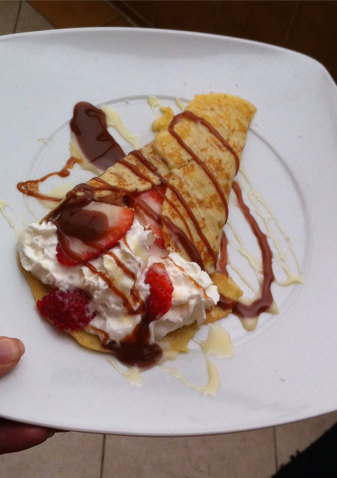 Una foto de Crepas de frutos rojos
