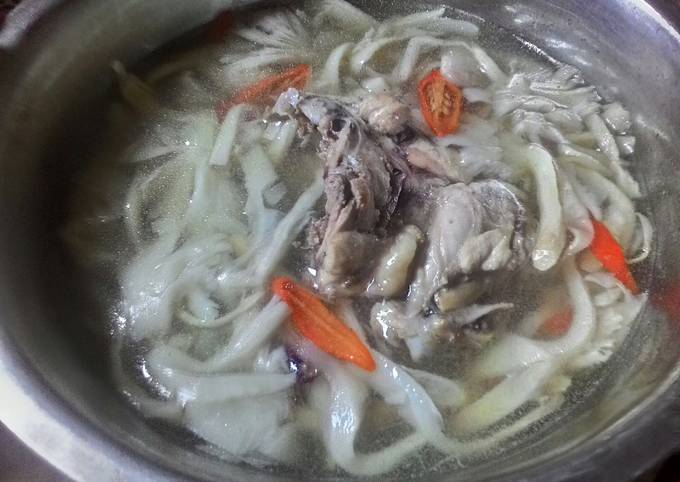 Resep Sup Ayam Jamur Tiram oleh Mee Khoiroh - Cookpad