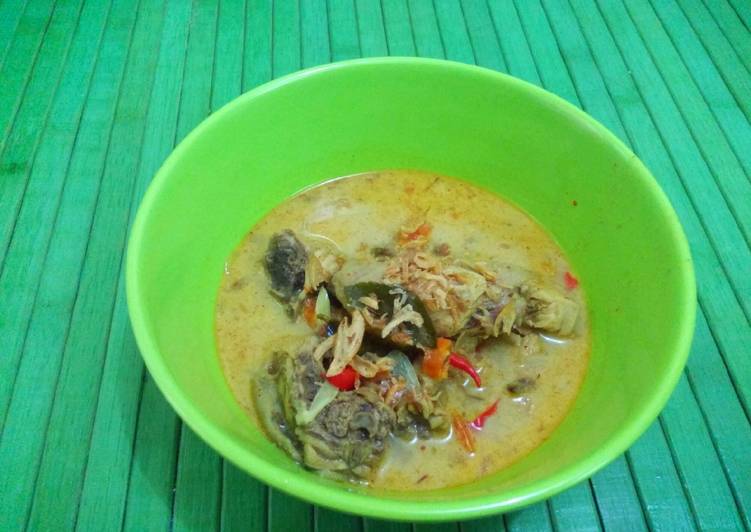 Kare Ayam Pedas Praktis