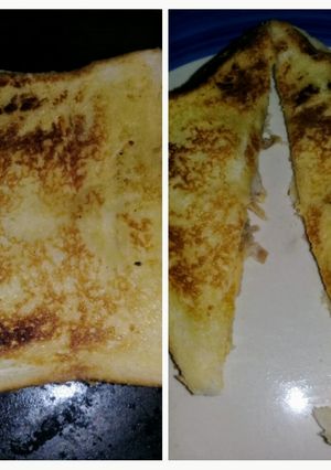A picture of Chicken Roast & Cheese Toast.
