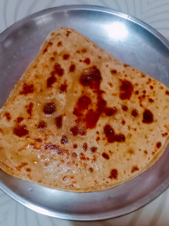 સતુ પરાઠા (Sattu Paratha Recipe In Gujarati) રેસીપી મુખ્ય ફોટો