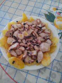 Una foto de Pulpo a la gallega