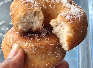 Una foto de Donas cubanas o Rosquitas 🥯