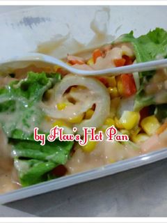 Foto resep Salad with Thousand Island Dressing