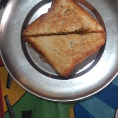 A picture of Left over gobhi ki sabhji ka Sandwich.
