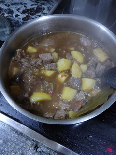 Una foto de Estofado con patatas