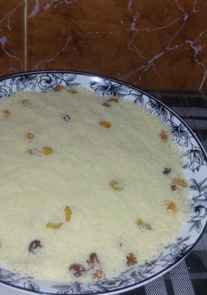 A picture of Seffa with Raisins for Suhoor.