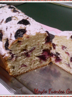 Una foto de Plum Cake de guindas