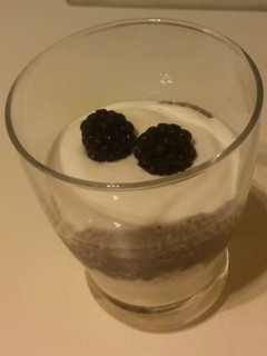 Una foto de Semillas de chia y yogurt griego