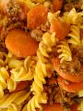 Espirales con sofrito, carne y zanahoria SIN GLUTEN