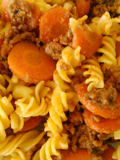 Una foto de Espirales con sofrito, carne y zanahoria SIN GLUTEN