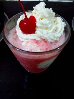 Foto resep Ice Strawberry Yoghurt Agasaki