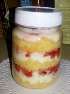 Foto resep Strawberry cheese cake in jar