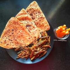 कुरकुरी भिंडी और तिकोना पराठा (kurkuri bhindi aur tikona paratha recipe in hindi) রেসিপির প্রধান ছবি